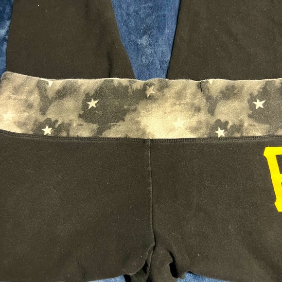 Victoria’s Secret Pink  Pittsburgh pirates capris yoga pants L - Picture 3 of 5